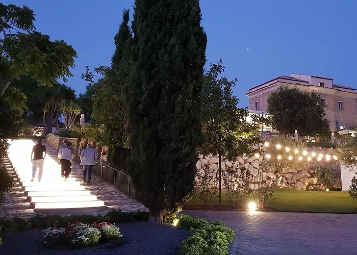 Villa Flora RelaisVilla